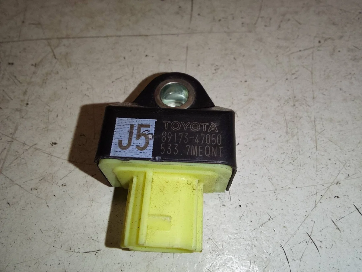 Lexus ES 300h Sensor 8917347050 image 4