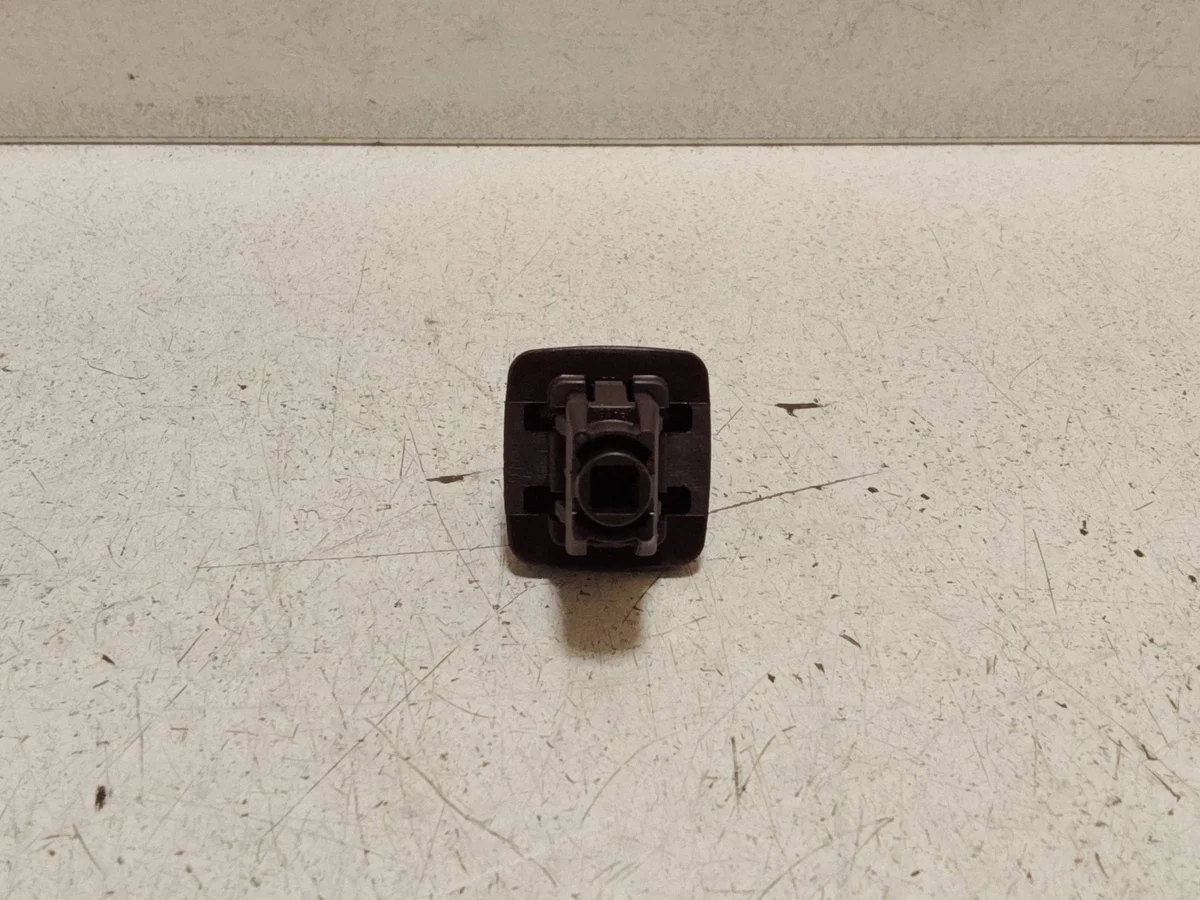 Sun Visor Bracket Lexus ES 300h VAL333857 thumbnail 3