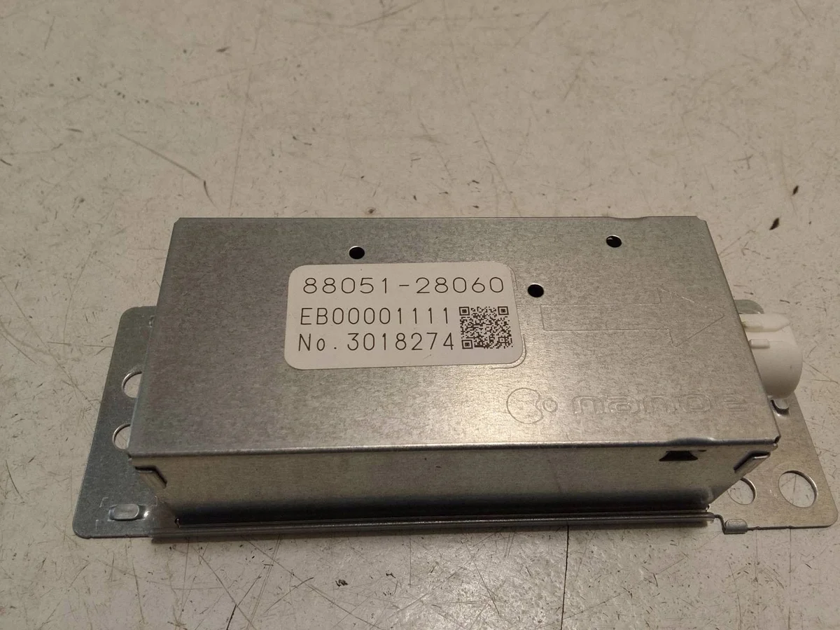 Electronic Module Lexus RX450h AL20 88051-28060 Control Unit image 5