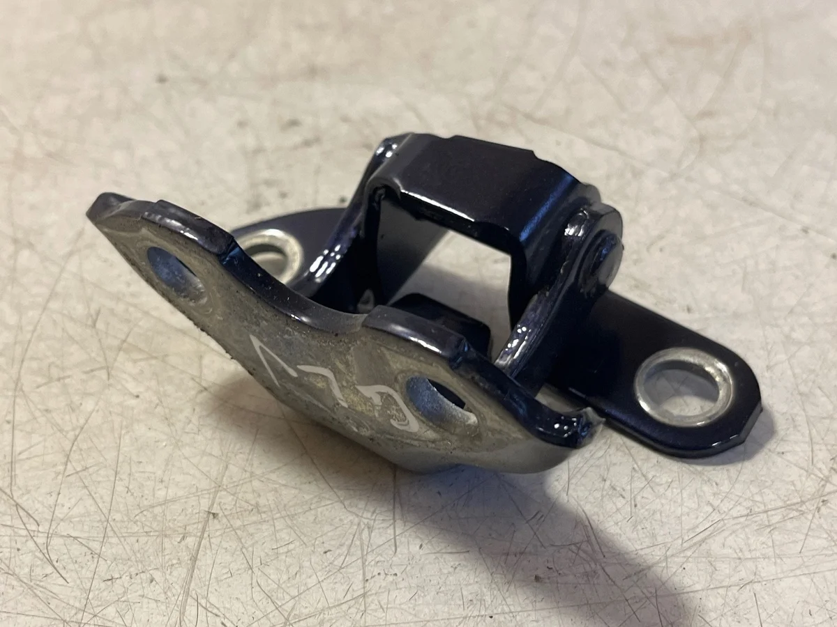 Takaluukun saranat Lexus ES 300h VAL333893