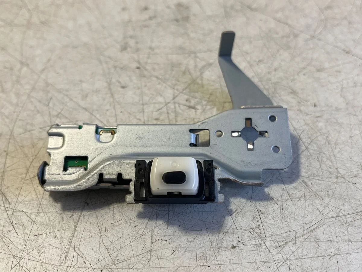 Lexus ES 300h (7th Gen) Module 19Y19E0019 image 3