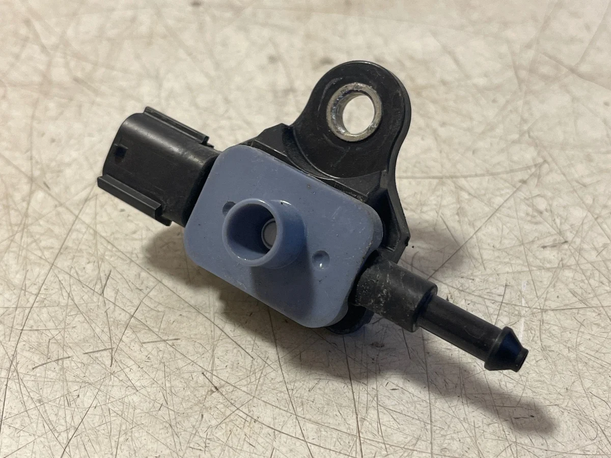 Airbag Sensor Lexus ES 300h 5262050010