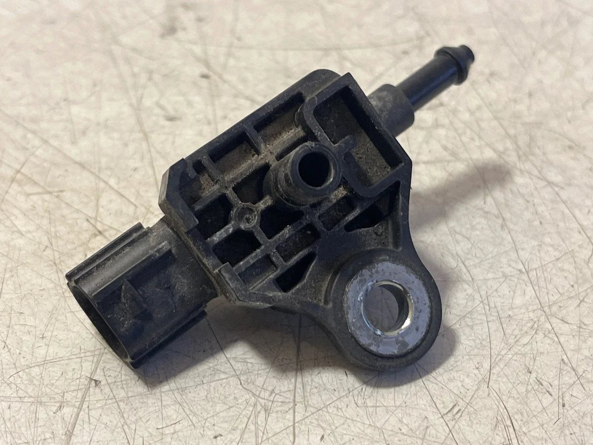 Sensor de parachoques Lexus ES 300h 5262050010