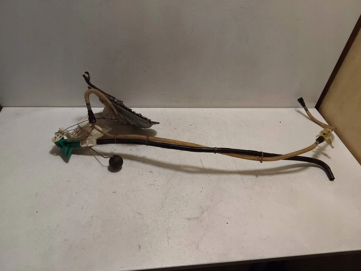 Polttoainetason anturi Audi A4 8E0201317N image 3