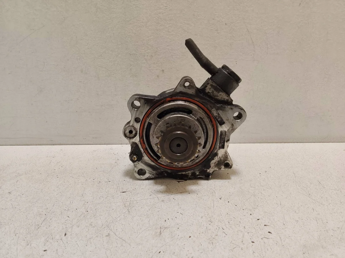 Vacuümpomp Nissan Primera P12 14650AD200