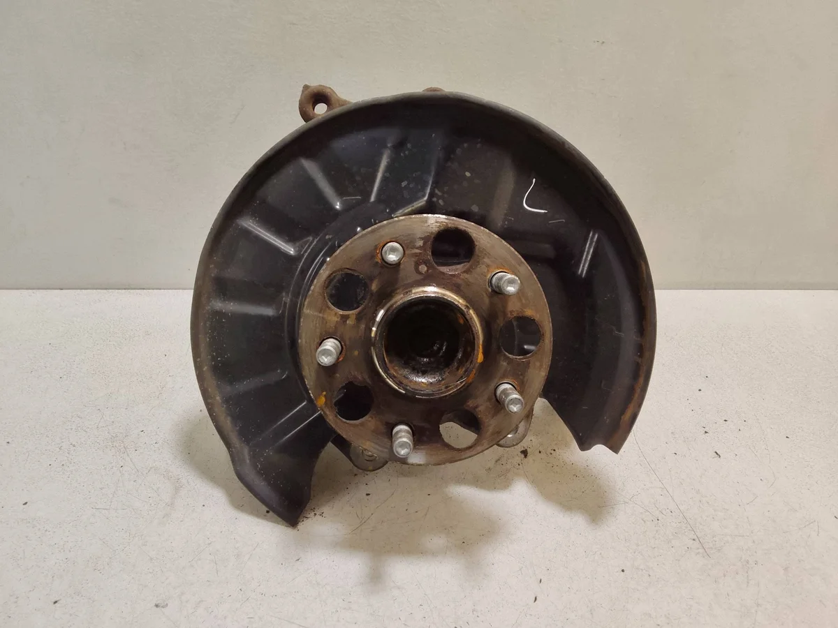 Pyörännapa Lexus ES 300h (7. sukupolvi) VAL333952