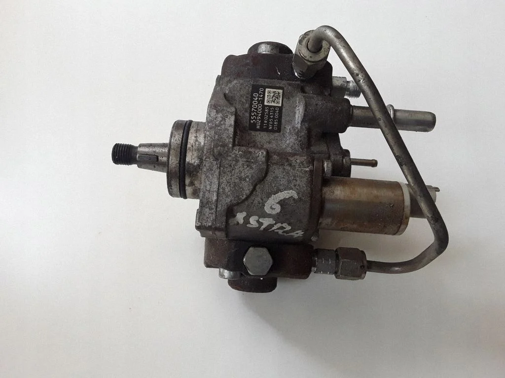 Pompe à injection Opel 55570040