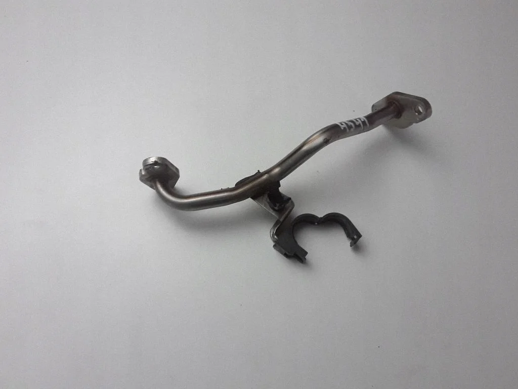 Toyota Yaris 2019 EGR-Leitung 2561221010