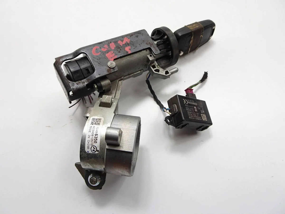 Virtalukko Opel Corsa E 13496392