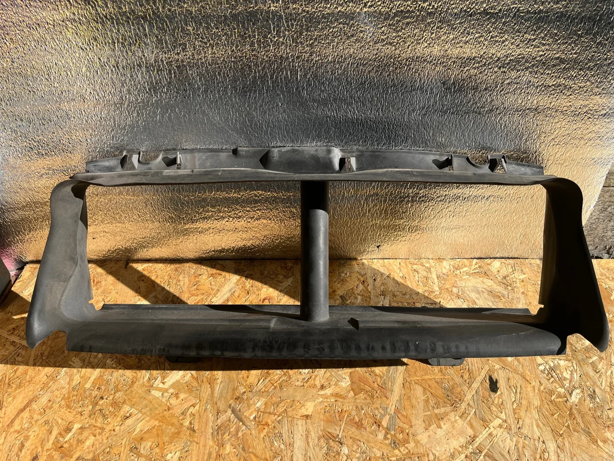 Air Duct Ford Focus Mk3 1.6EB F1EB-8314BC