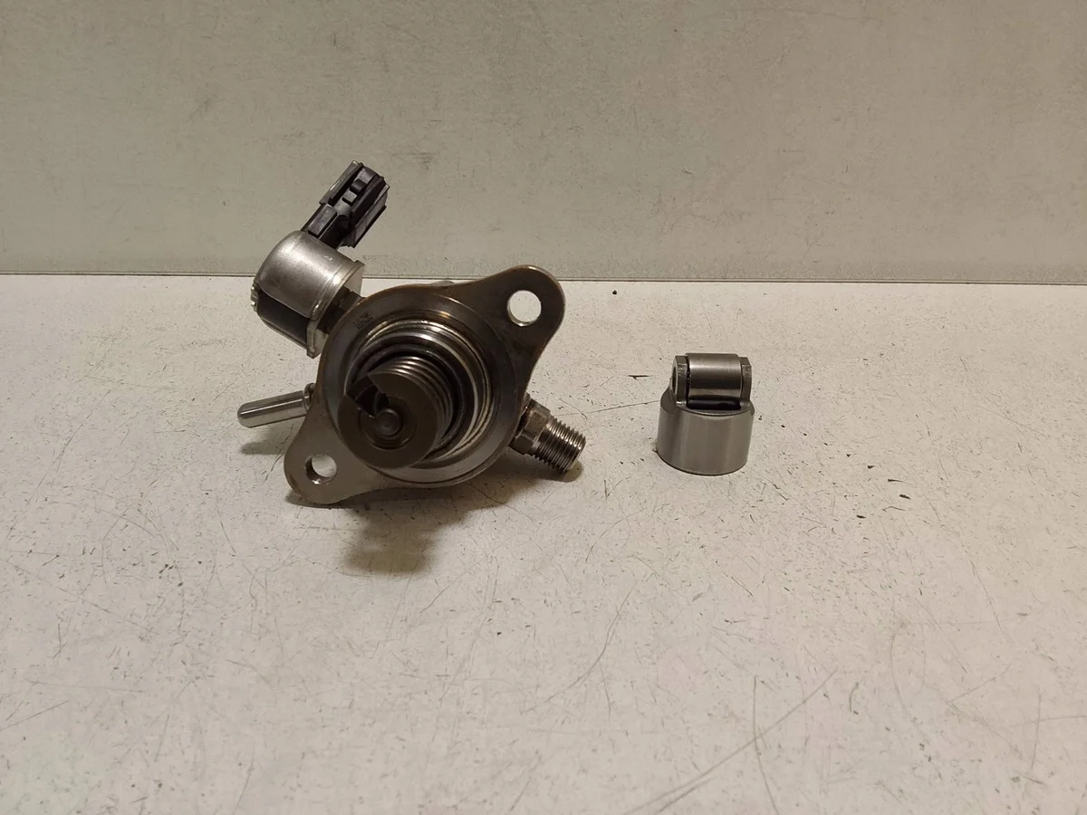 Lexus RX V 2310125040 Hogedruk brandstofpomp