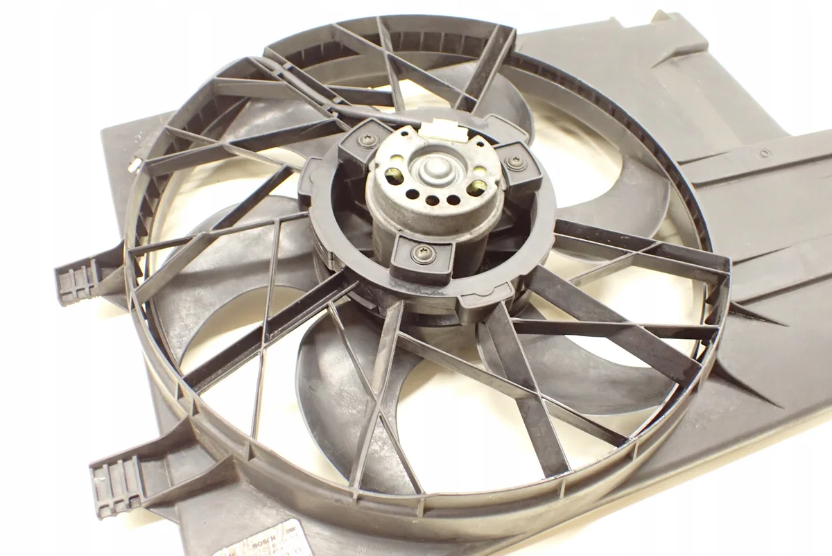 Ventilador radiador Mercedes W168 A 1.7 CDI A1685050355
