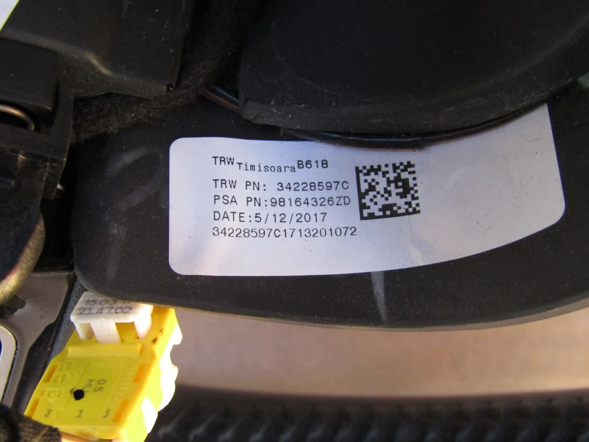 Citroen C3 Steering Wheel 98164326ZD image 7