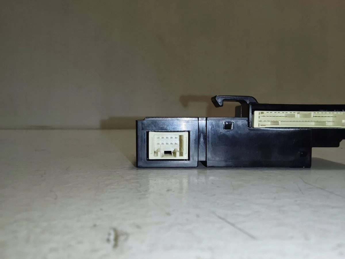 Lexus ES300h Lenkwinkelsensor ESP 89245-33090 image 3