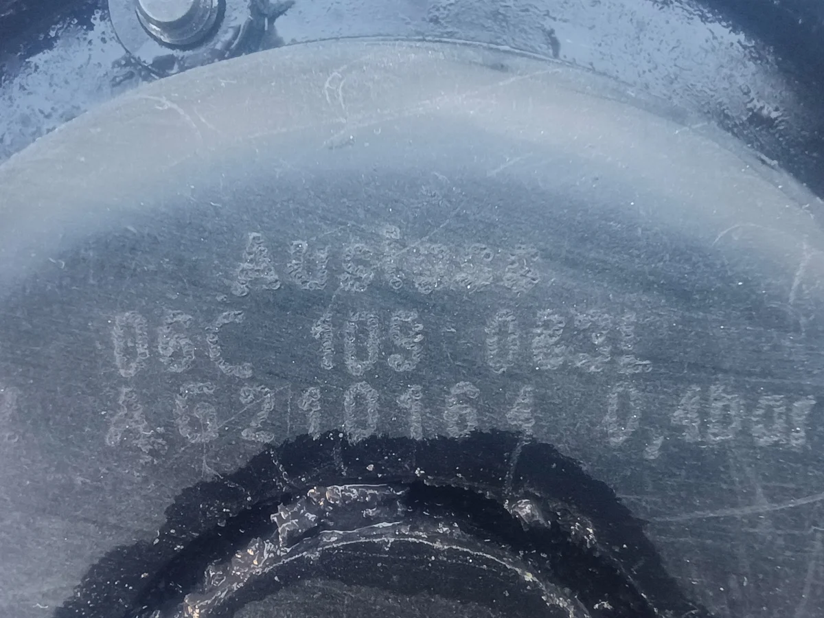 Jakopään pyörä Audi A4 B6 A6 C5 3.0 V6 ASN BBJ 06C109083L