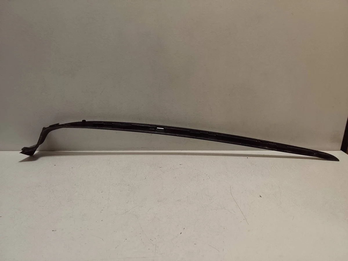 Front Windshield Seal Lexus ES 300h VAL333609
