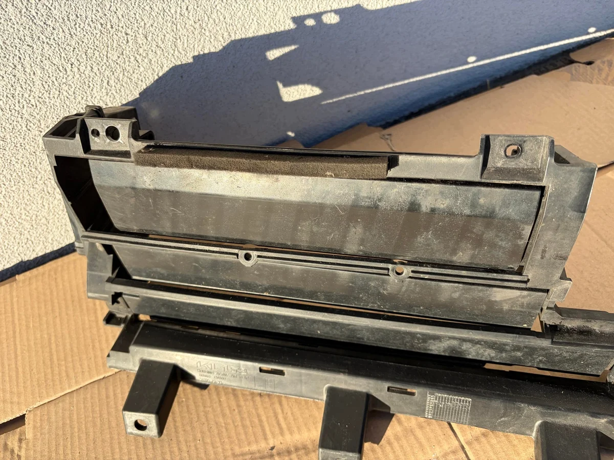 Kia EV6 Air Vent Flap Left 86981-CV000