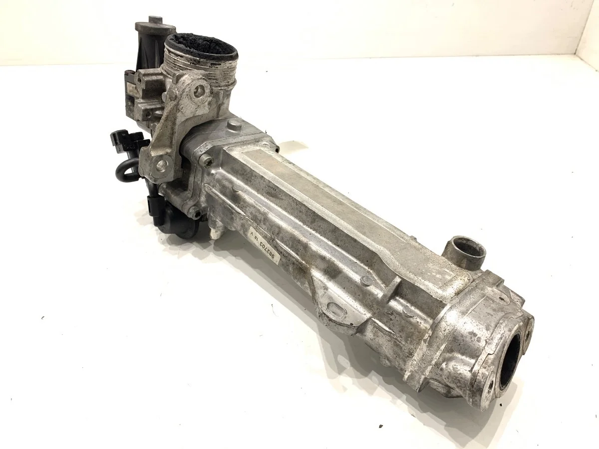Volvo V40 EGR-venttiili jäähdyttimellä 31422235
