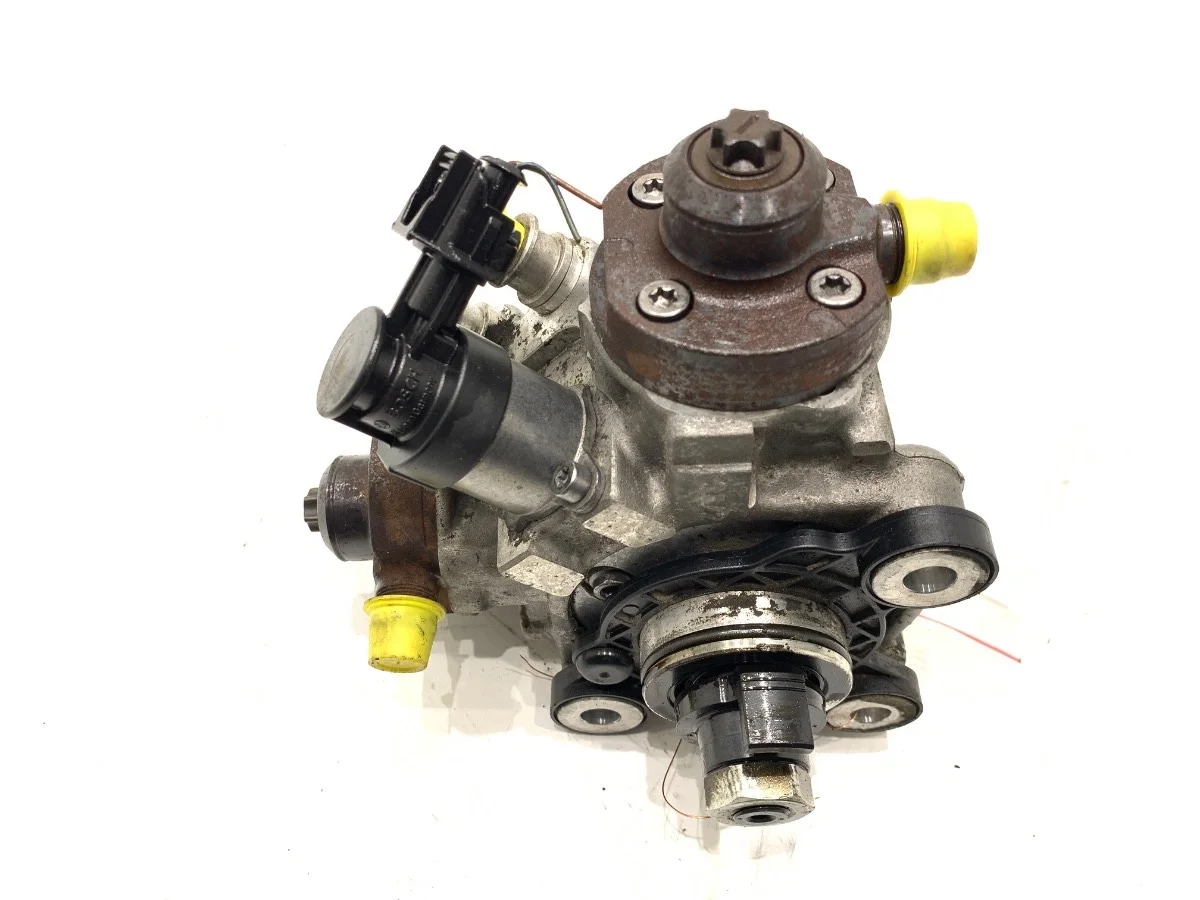 Bränslepump Volvo V40 31372081