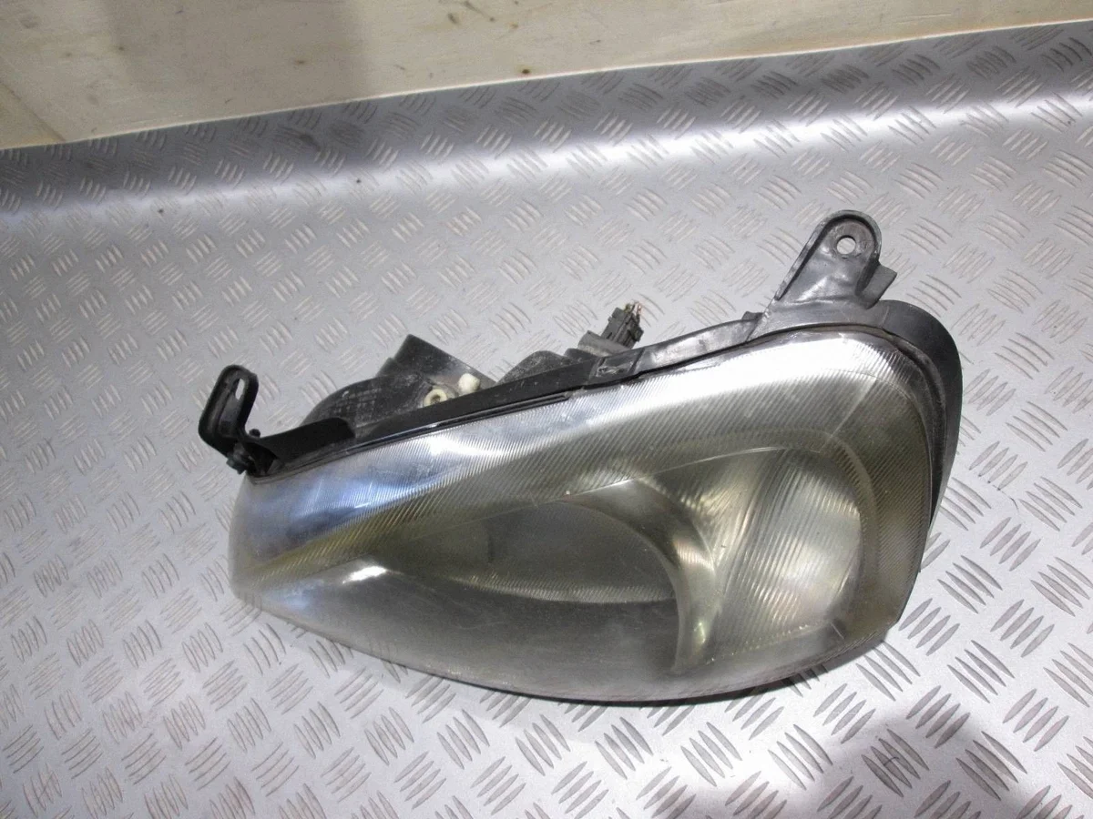 Phare gauche Opel Corsa C ENP4175