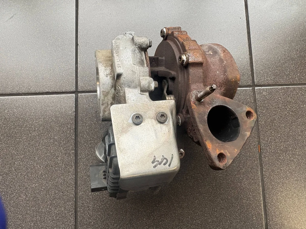 Turbocompresor Garrett BK3Q-6K682-CC Ford Transit
