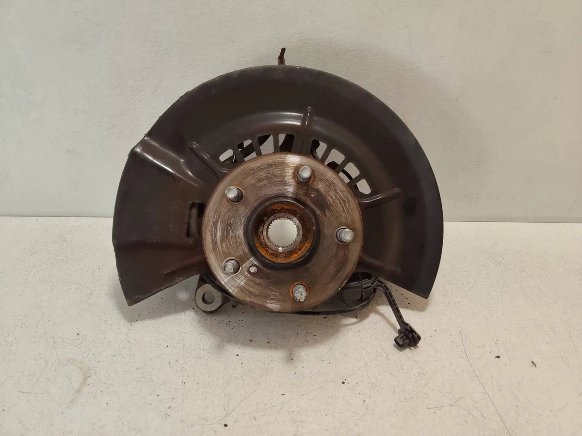 Lexus ES 300h Piastra Ruota Anteriore Destra VAL333813