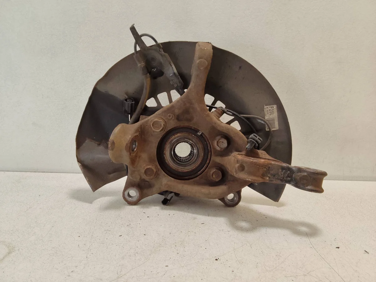 Lexus ES 300h Cubo Roda Dianteira Esquerda VAL333812 thumbnail 1