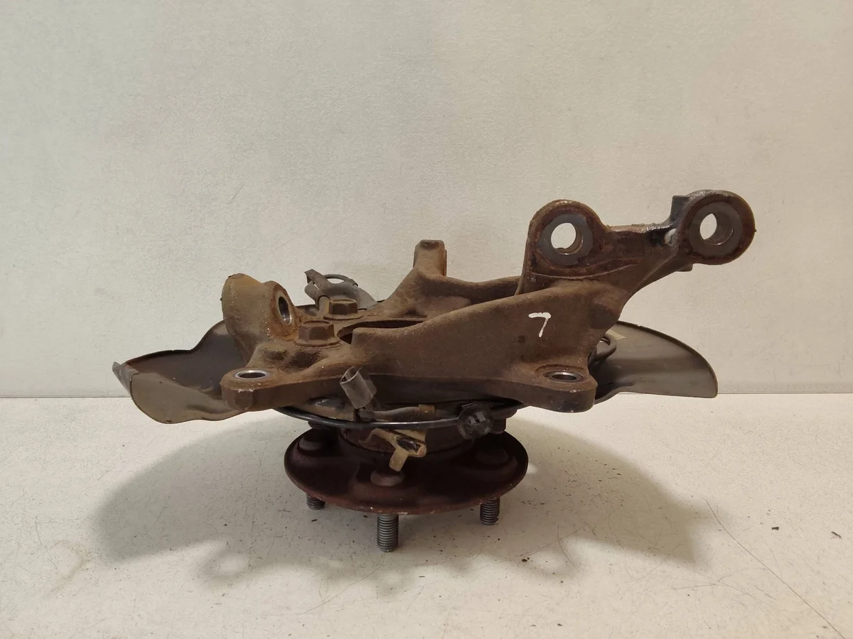 Lexus ES 300h Cubo Roda Dianteira Esquerda VAL333812 thumbnail 3