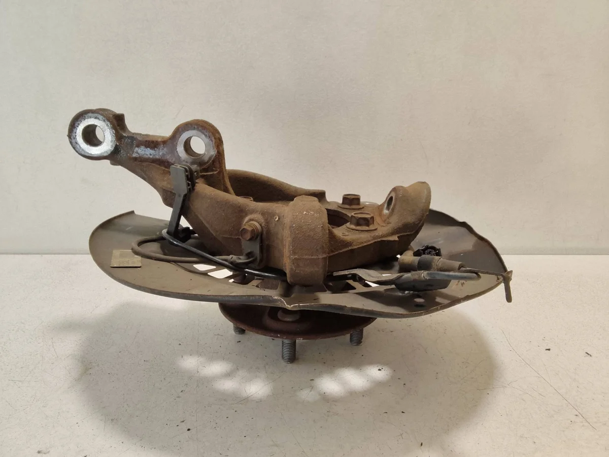 Lexus ES 300h Cubo Roda Dianteira Esquerda VAL333812 thumbnail 5
