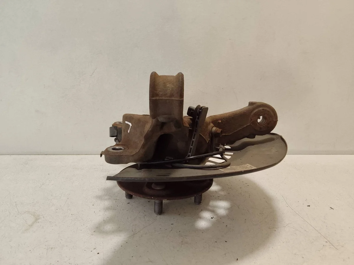 Lexus ES 300h Cubo Roda Dianteira Esquerda VAL333812 thumbnail 6