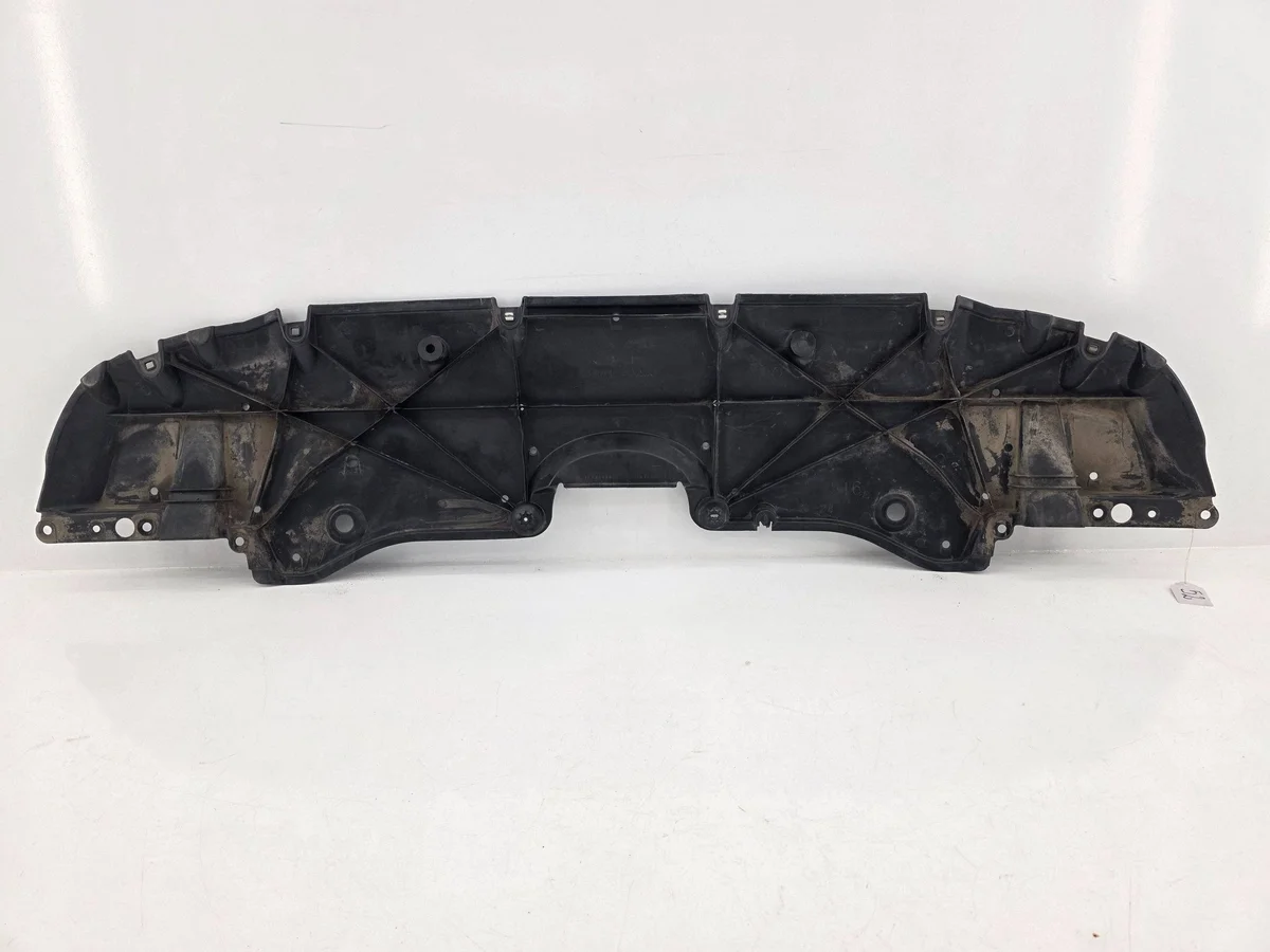 Toyota RAV4 V etupuskurin suojus 51441-42200