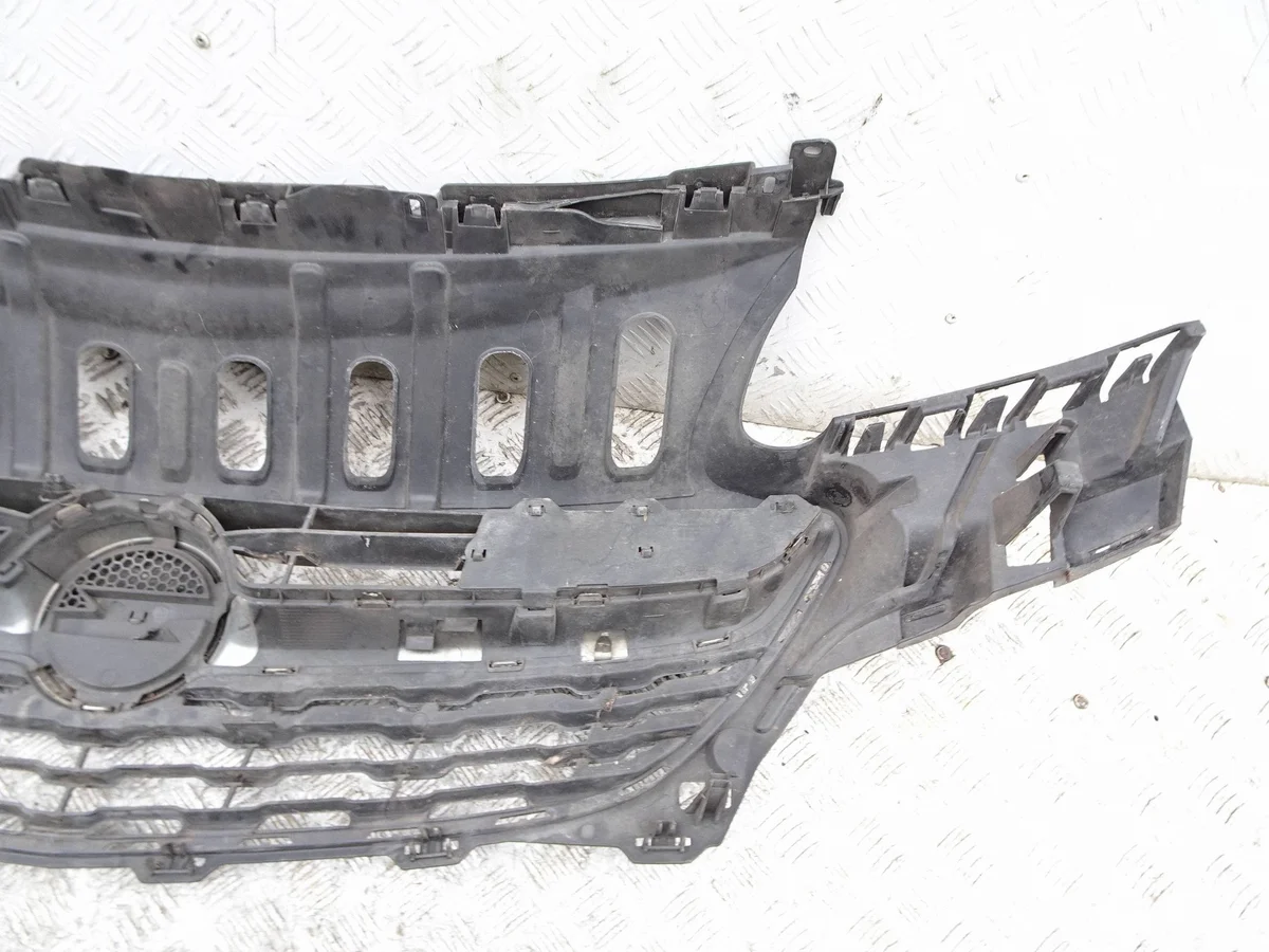 Kylargrill Opel Corsa E 39003576 image 6