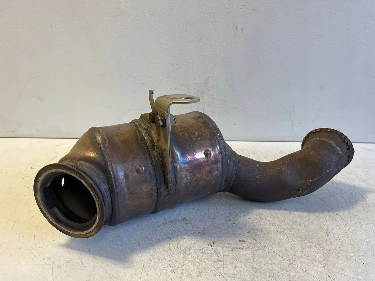 Katalysator Mercedes-Benz SLC R172 A2044904356