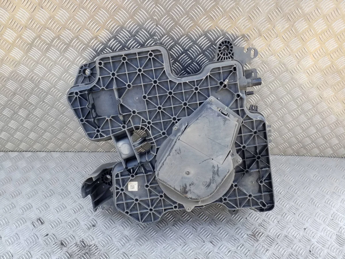 Opel Vivaro AdBlue tank 4099016AA