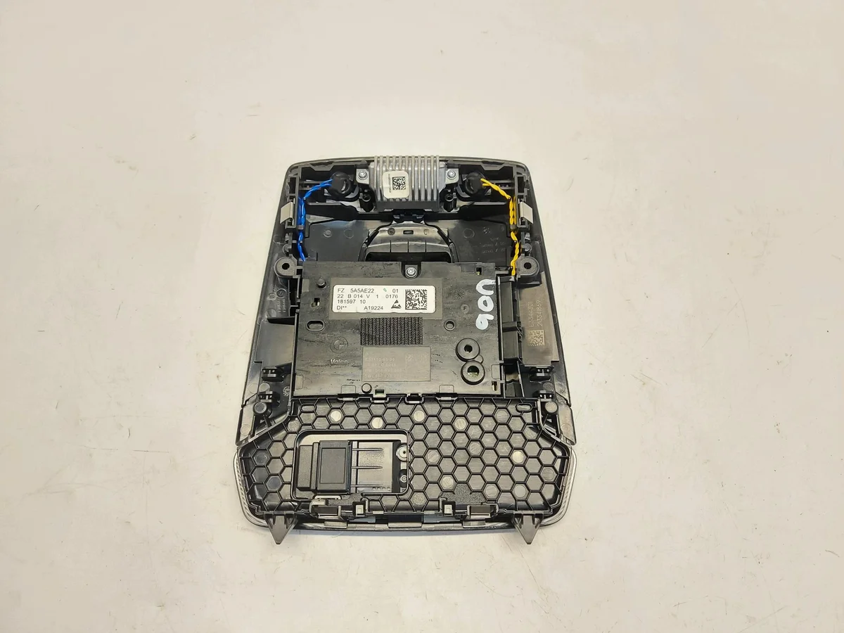 Luz interior BMW U06 JLK02-5A5AE22 thumbnail 1