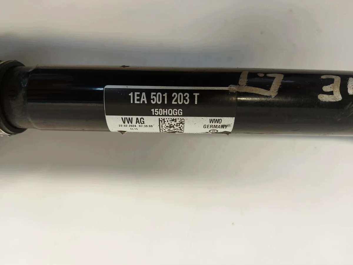 Vetoakseli Audi Q4 89A E-TRON 1EA501203