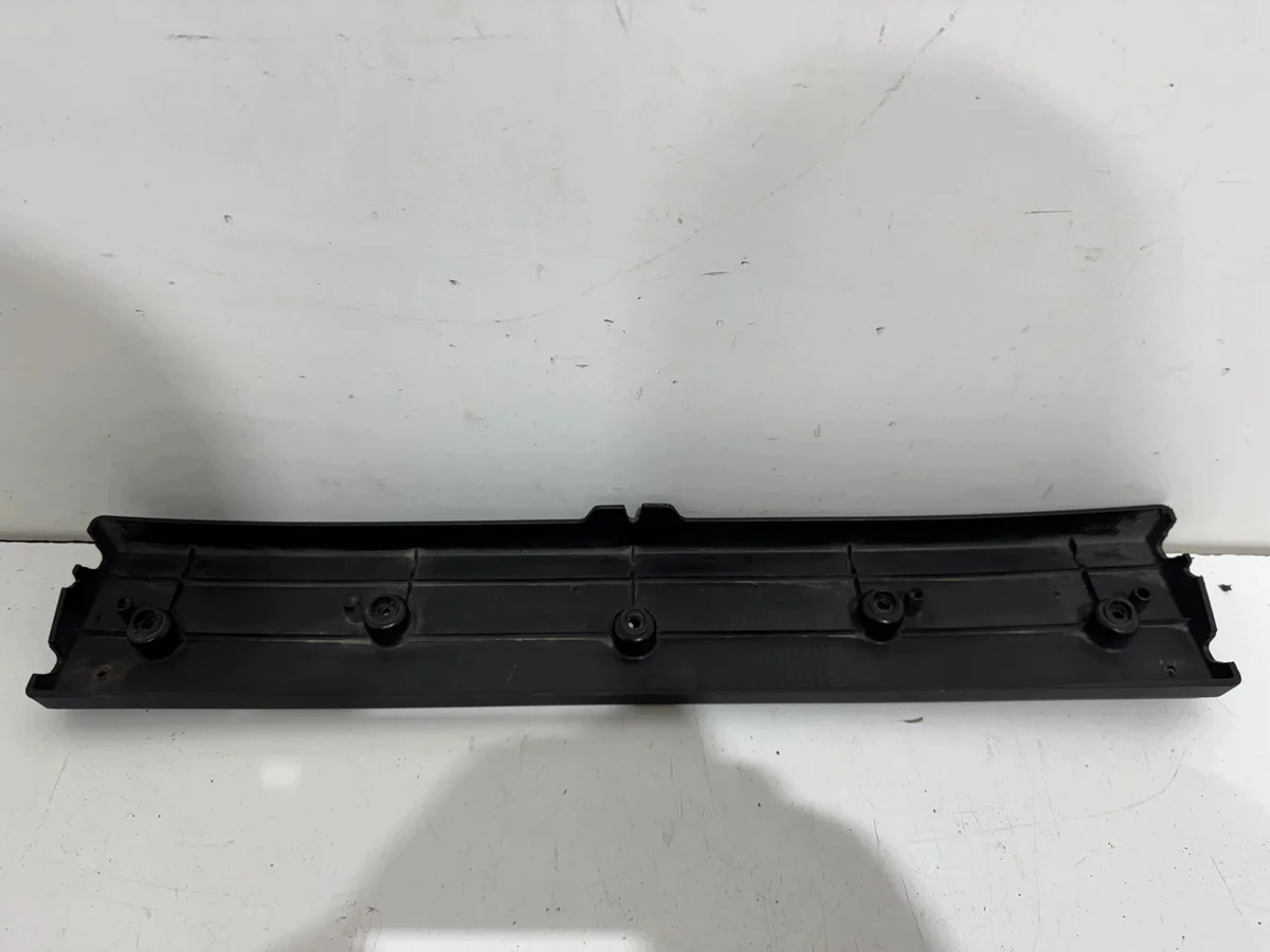 Hyundai Elantra VI pohjalevy 86519-F2000