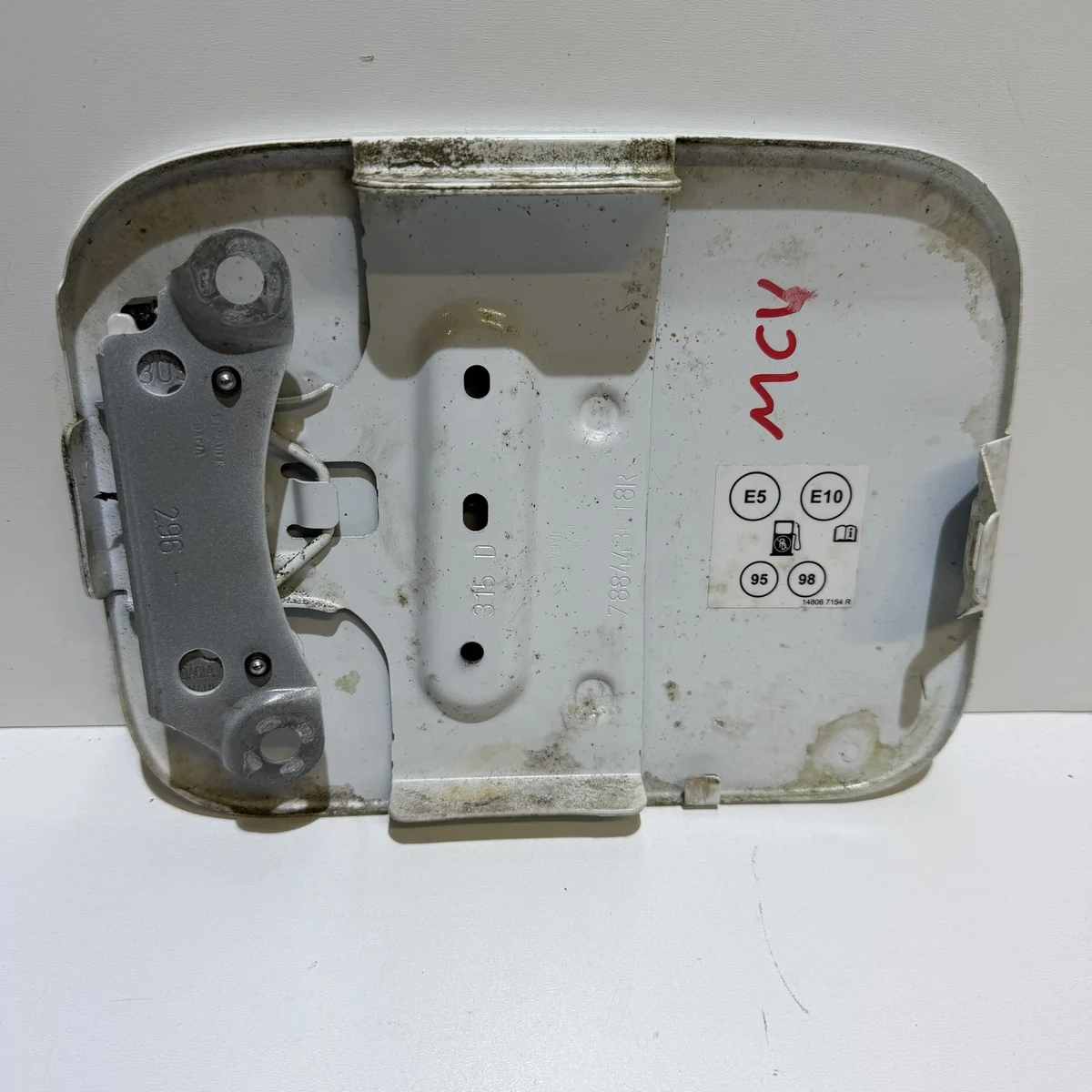 Polttoainetankin luukku Dacia Logan 788443618R