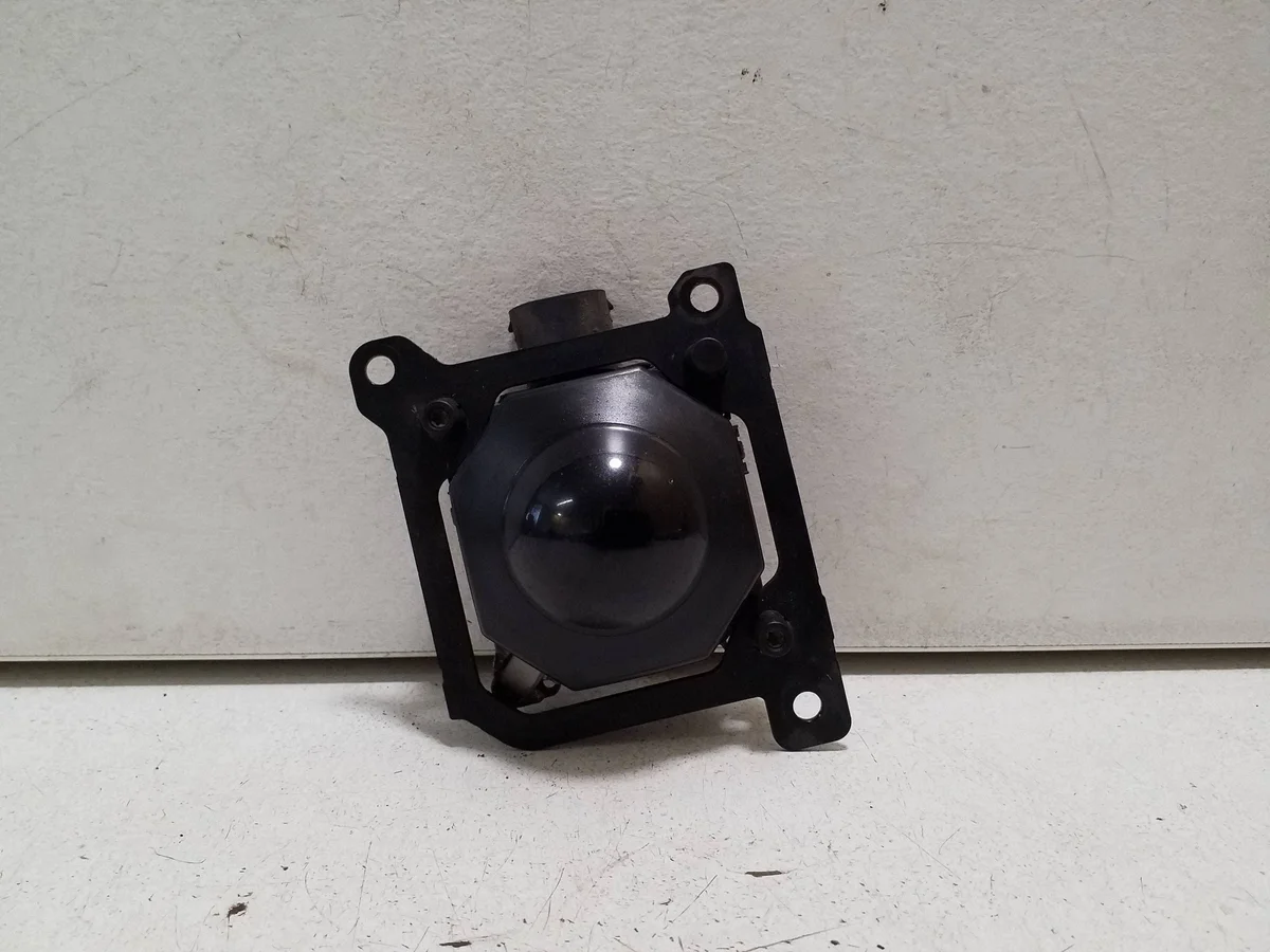 Porsche Taycan 9J1 Radar Tempomat 9J1907561J