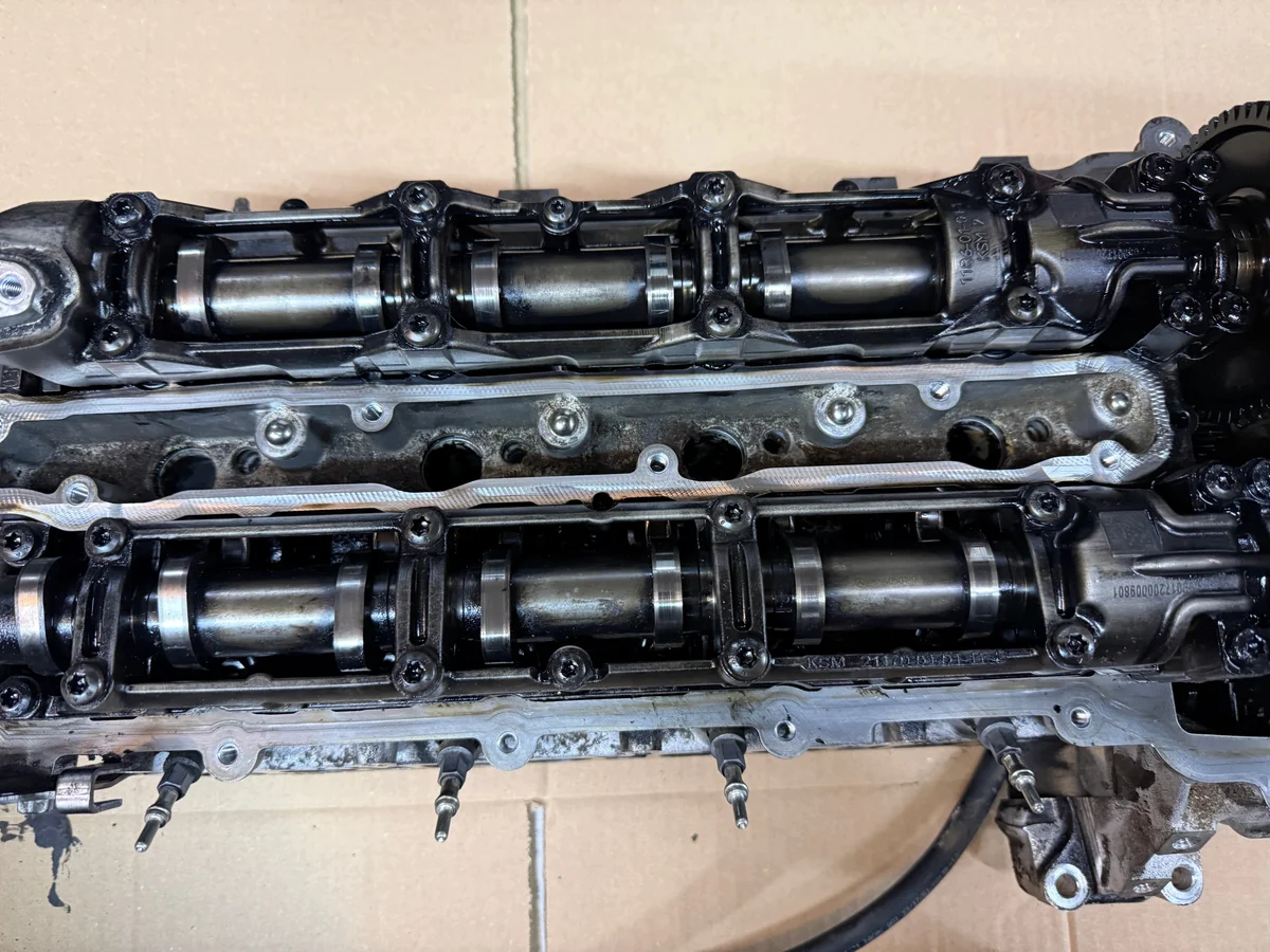 Sylinterikansi Mercedes R654016 2.0 diesel image 3