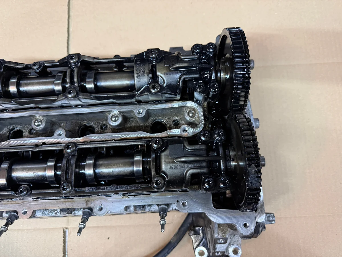 Sylinterikansi Mercedes R654016 2.0 diesel image 4
