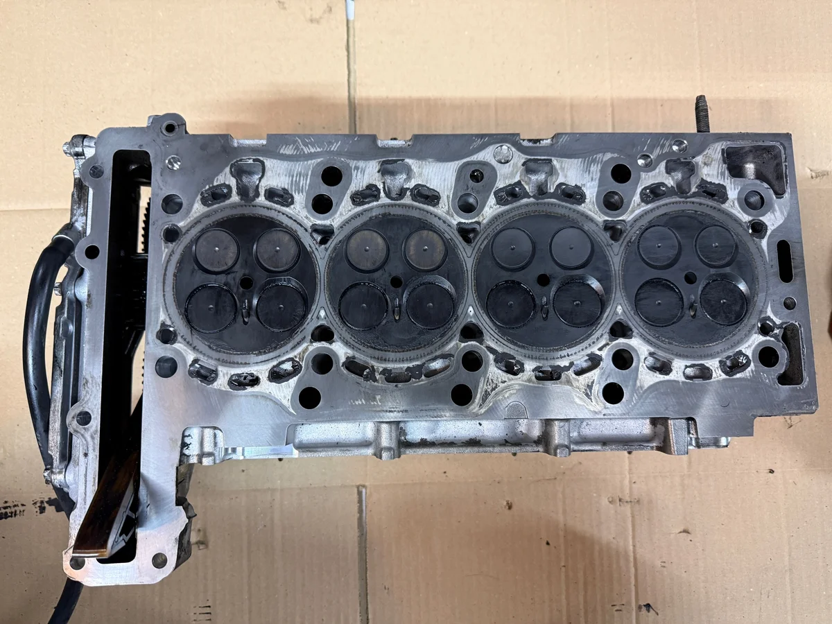 Sylinterikansi Mercedes R654016 2.0 diesel image 10
