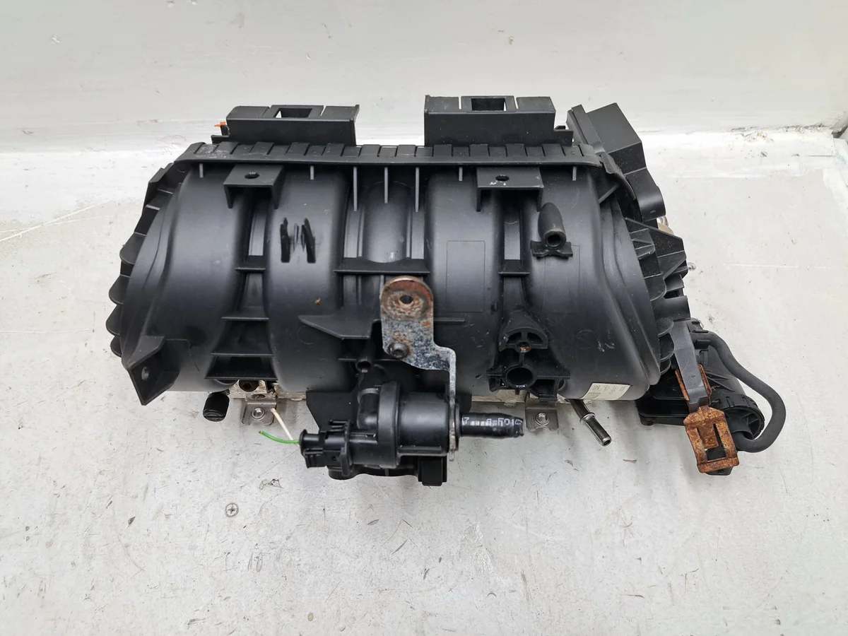Insugningsrör Opel Corsa D Astra H Meriva A Z12XEP Z14XEP 55557904