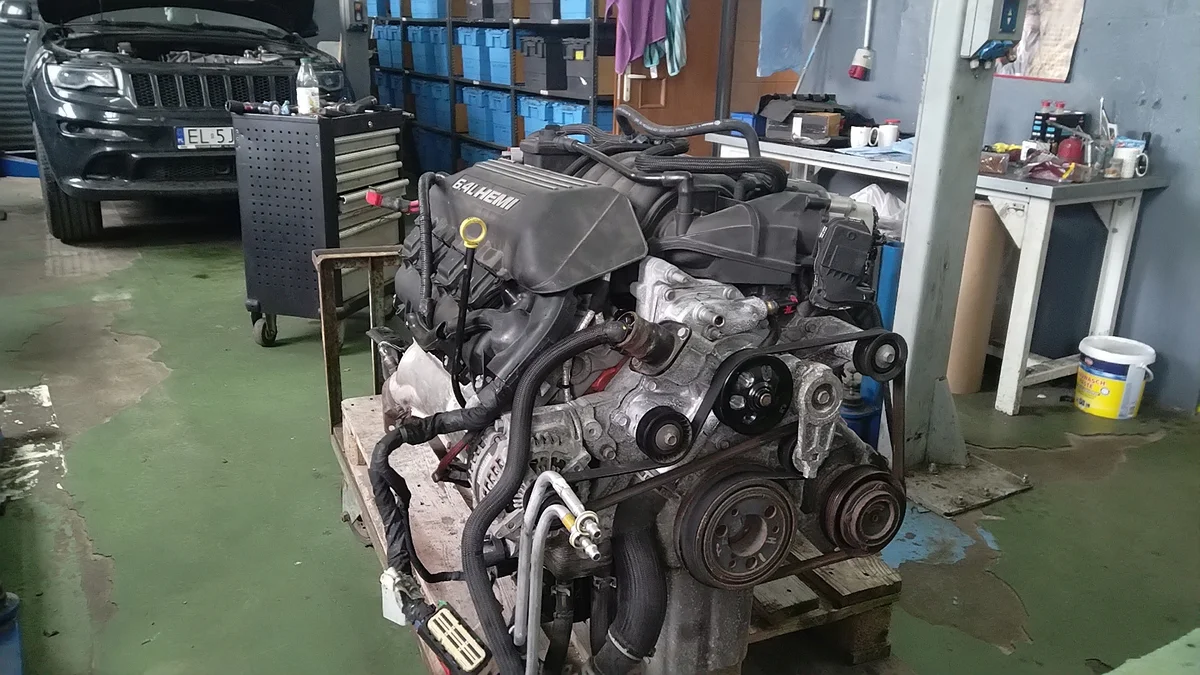 Cilinderkop Jeep 6.4 SRT 9FOVBPHI image 7