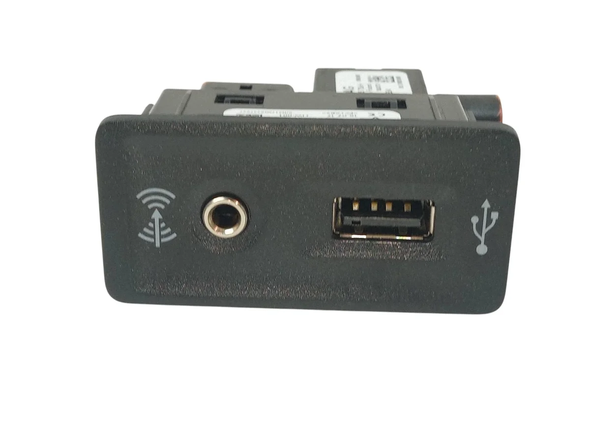 Tomada USB AUX Porsche Panamera II 9P1035222A