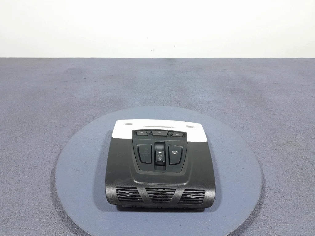 Sisävalo BMW X5 F15 9331148