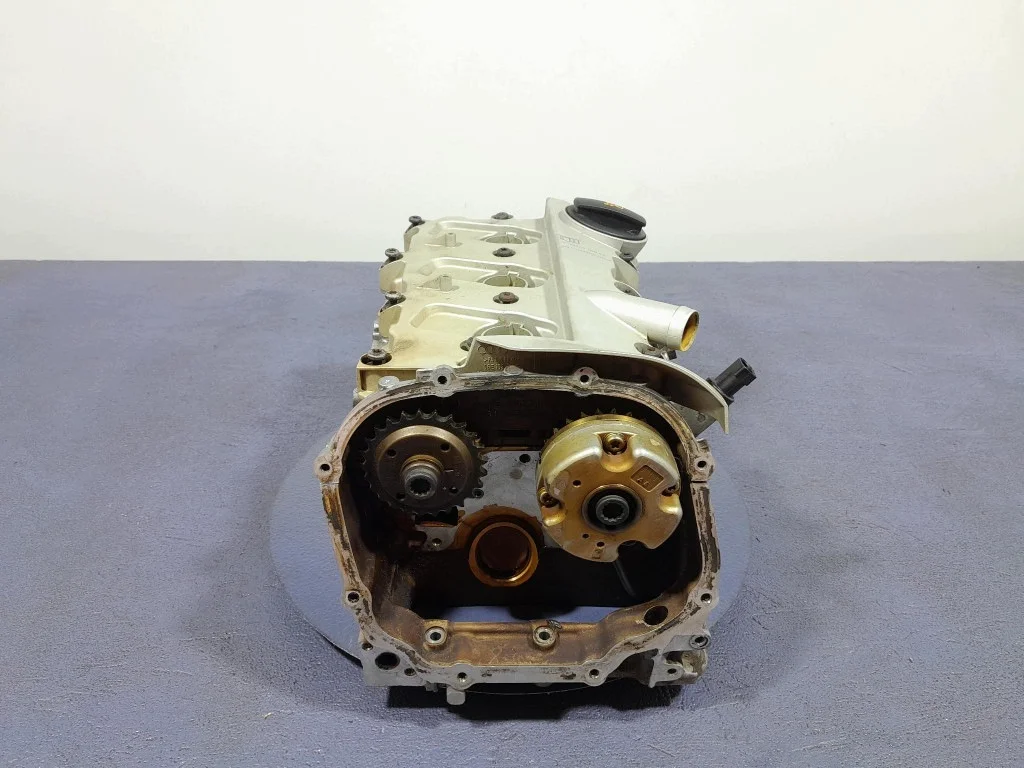 Cabeça de motor Audi A6 C6 06E103373D