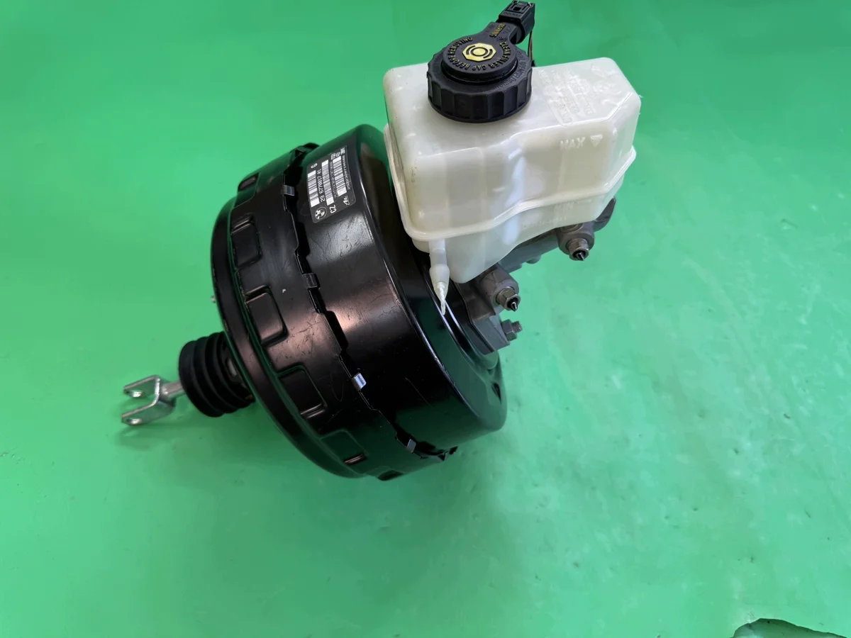 Jarrupalje + pumppu BMW 3 E93 E92 E91 E90 537841641