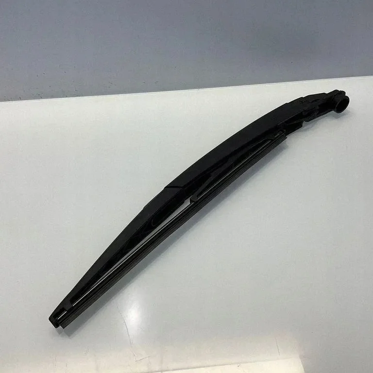 Taka pyyhin Mercedes-Benz E W212 A2128201945