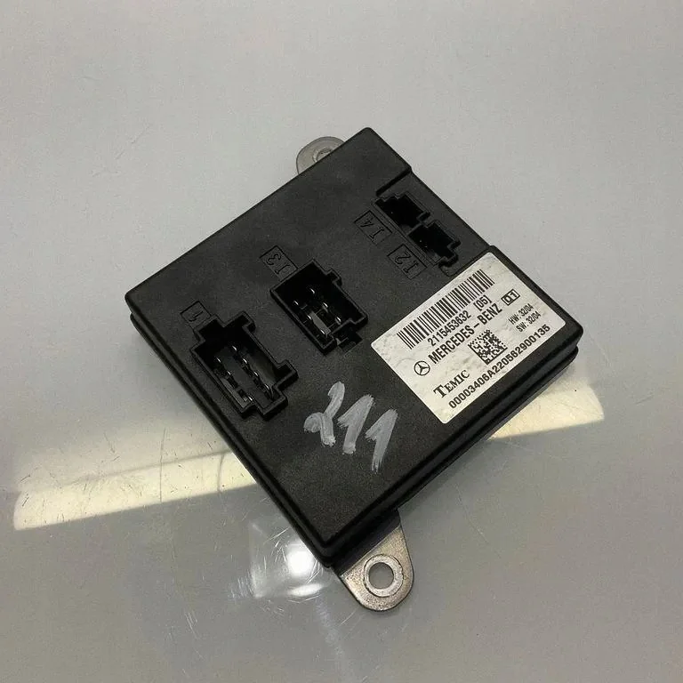 Comfort Module Mercedes-Benz E W211 2115453632